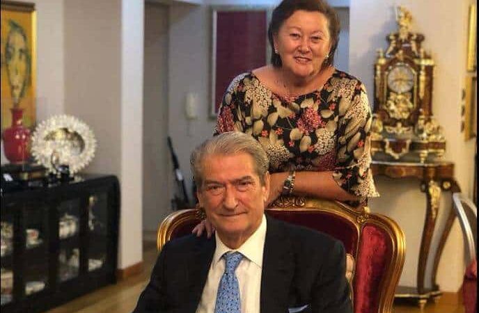 Berisha mbushi sot 81 vjeç, kreu i PD: Mirënjohje mbështetësve të betejave të mia, ma bëjnë vjeshtën stinën kurorë të jetës time