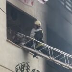 Tiranë \ Familja e bllokuar nga flakët, fëmija i mitur nxirret nga zjarrfikësit përmes ballkonit