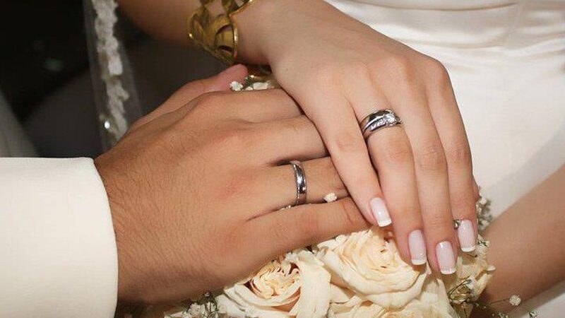 ChatGPT po fut hundët edhe në romancë! Njerëzit po e përdorin për të bërë betimet e martesës