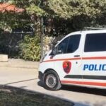 Konflikt dhe përleshje brenda një lokali në Korçë, shoqërohen i dëmtuari dhe pronari