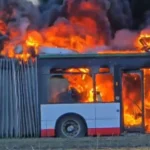 Zjarri në parkun e autobusëve në Durrës, policia jep detaje…