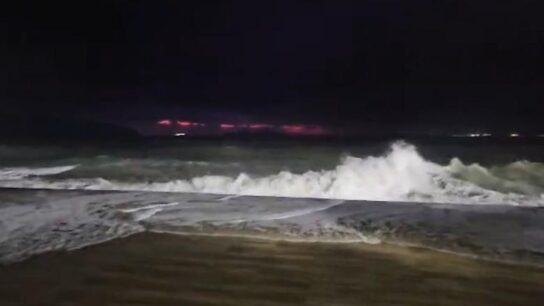 Fenomeni/ Niveli i ujit shkoi 1 metër, peshkatari nga Vlora: Kam 30 vite në det dhe s’kam parë kurrë baticë të tillë