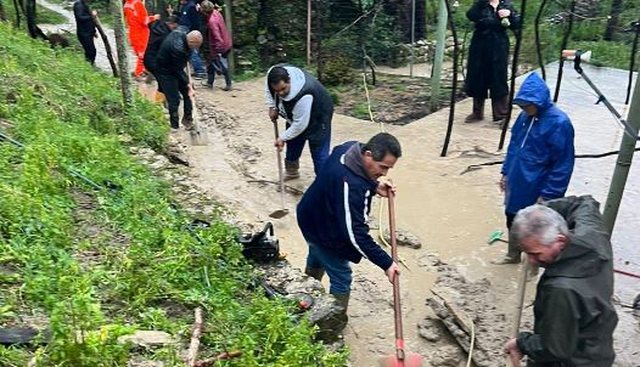 Rrëshqitje dheu në Delvinë/ rrëshqitjet e dheut arrijnë shtëpitë e banorëve