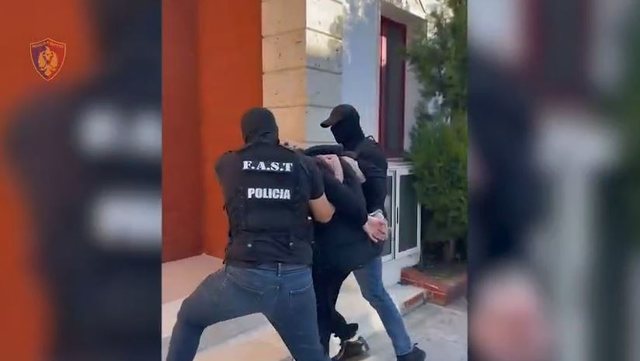 Operacioni/ Në kërkim për kultivim droge, arrestohet 46-vjeçari në Vaun e Dejës