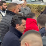 Shehaj me protestuesit e Rrjollit dhe Durrësit: Pronat po i vjedh klasa e korruptuar politike dhe oligarkët. Partia Mundësia në krahun tuaj