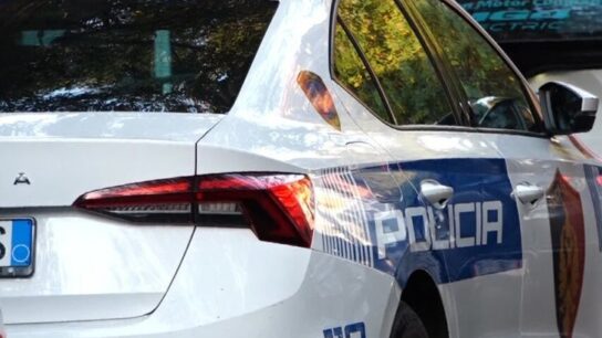 Peqin, Goditi nxënësin në oborrin e shkollës, e pëson mësuesi 51-vjeçar