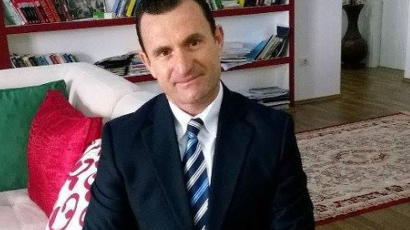 Dhunohet në Vlorë avokati Kujtim Cakrani, përfundon në spital