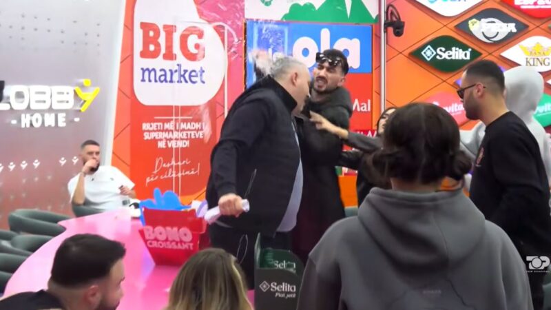 Tensione në BBV, Kristi përplaset me Rogertin dhe e lag me ujë (Video)