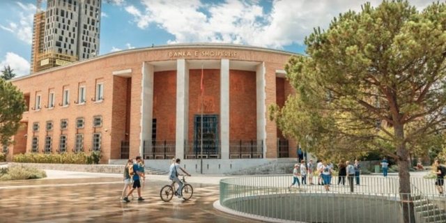 Ndërtimi, tregtia dhe turizmi ulin besimin në ekonomi! Optimizëm tek industria