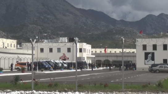 Operacion i befasishëm në burgun e Peqinit, nisin kontrollet në qeli