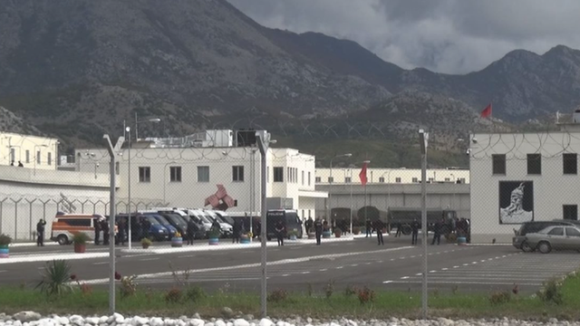 Operacion i befasishëm në burgun e Peqinit, nisin kontrollet në qeli