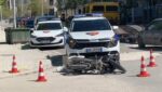 Aksident në rrugën e Plazhit të Vjetër në Vlorë, plagoset motorristi