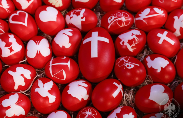 Presidenti Bajram Begaj uron besimtarët katolikë për Pashkën: Gëzim, paqe dhe bekime për të gjithë