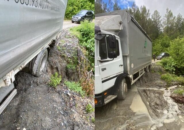 Rrëshqitjet e dherave bllokojnë plotësisht aksin Gramsh-Kukur