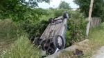Aksident në autostradën Lushnje-Fier! Makina me targa greke përfundon në kanal, plagoset një 40-vjeçar