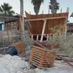 Aksioni i IKMT-së në bregdet, shembet beach bar-i i ngritur pa leje në zonën e Jalës, në Vuno