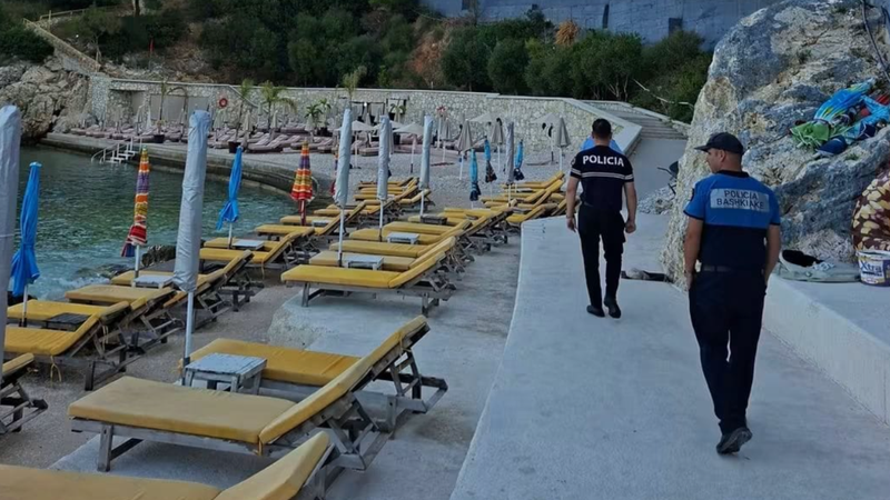 Policia Bashkiake nis aksionin për lirimin e hapësirave publike në plazhet e Vlorës