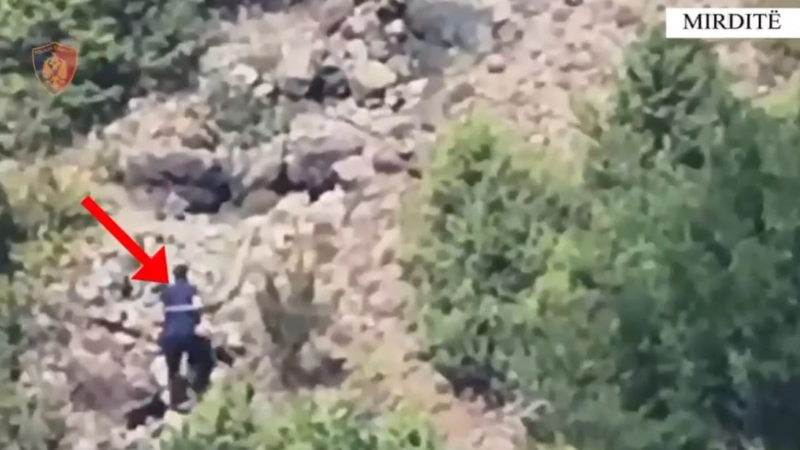 62-vjeçari kapet sërish duke ndezur zjarr në Mirditë, arrestohet nga policia