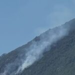 Qafë Mollë/ Zjarri vijon prej 10 ditësh, digjen 8 hektarë pyje