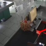 Reagimi”në Vlorë / Vodhi kasën me para , Policia identifokon dhe arreston 32 -vjecarin