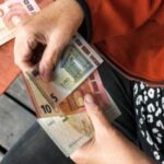 Greqia rrit pensionet dhe pagat: 400 euro bonus, paga minimale 1000 euro