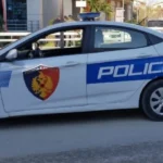 Vlorë/ Shpërthim me lëndë plasëse në Llakatund, dëmtohet makina e administratorit të Shushicës, Igli Bimaj