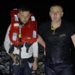 Gramsh/ I riu mbeti i bllokuar në lumin Devoll, shpëtohet nga zjarrfikësit